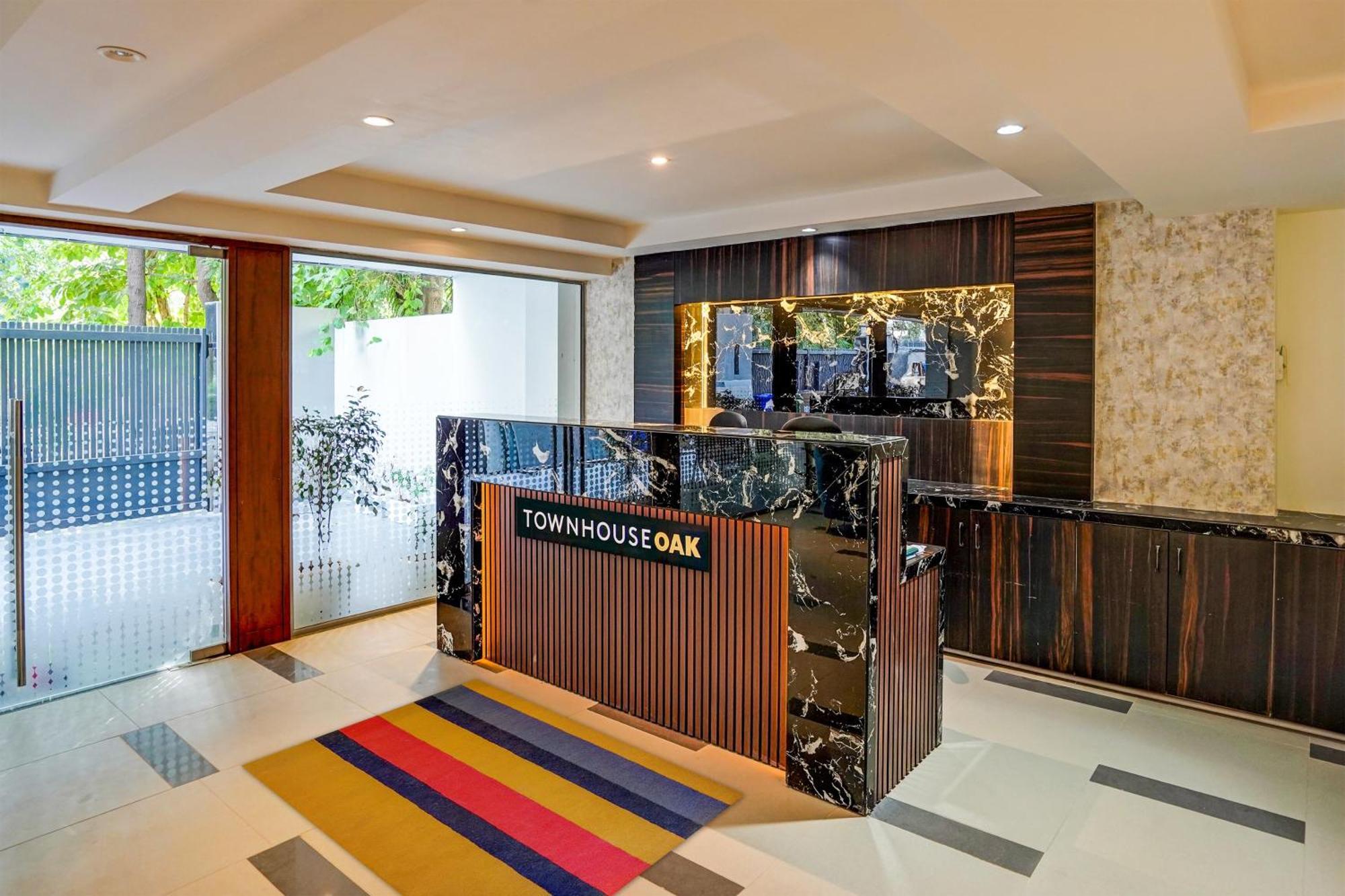 Hotel O Parkinn Гургаон Екстериор снимка